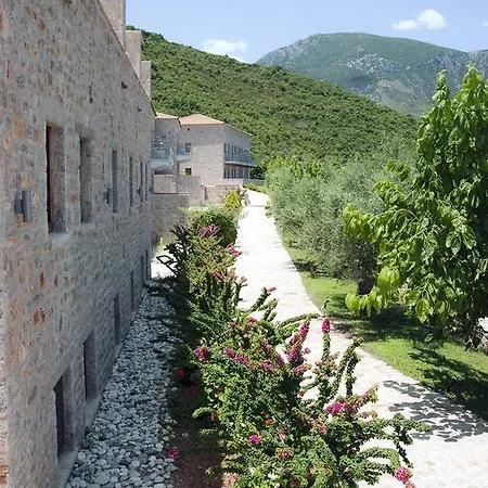 Otel Smyros 4*