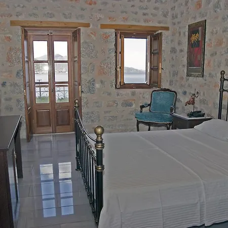 Smyros 4* Poúlithra