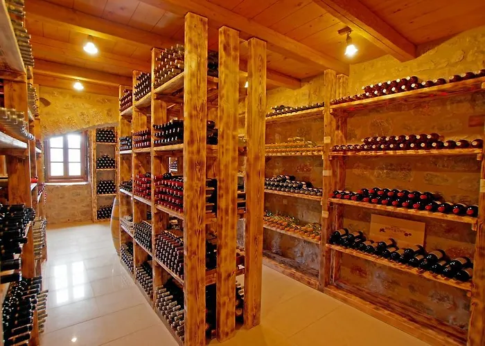 Smyros Hotell Poúlithra